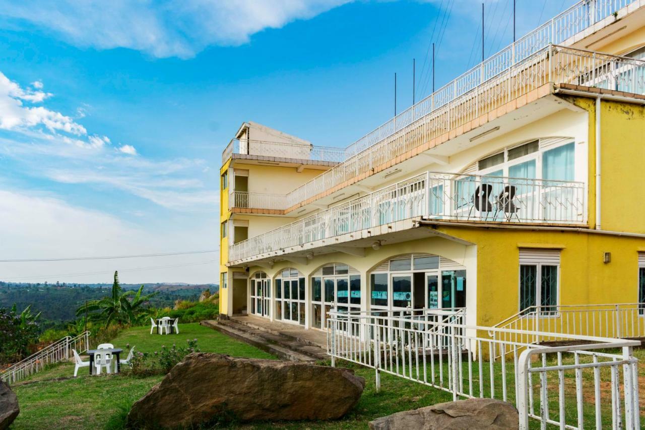 Sunrise Apartments Hotel Fort Portal Exteriér fotografie